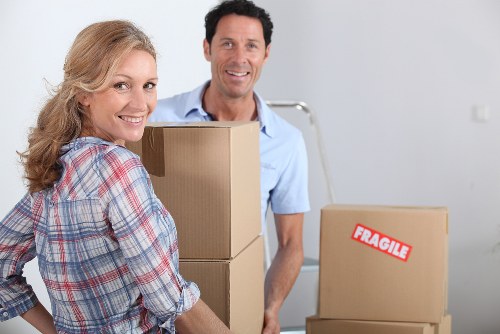 Specialist boxes and wrapping supplies for fragile items in Shoreditch